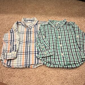 Gap button down shirt bundle, size 2T.  Like new, excellent condition.